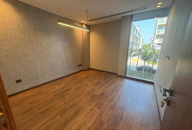 8308501 - Property Image 2