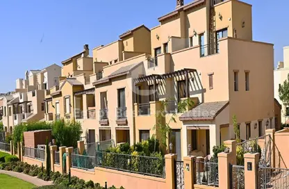 Townhouse - 3 Bedrooms - 3 Bathrooms for sale in Mivida - 5th Settlement Compounds - The 5th Settlement - New Cairo City - Cairo