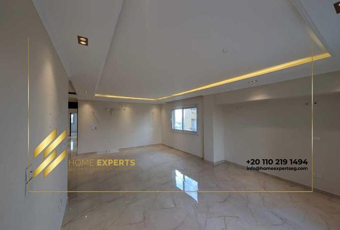 8025947 - Property Image 2