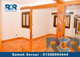 شقة - 4 غرف نوم - 2 حمامات for للايجار in كفر عبده - رشدي - حي شرق - الاسكندرية