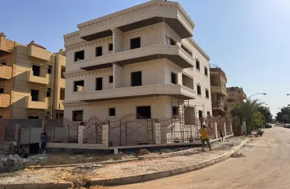 Apartment - 2 Bedrooms - 2 Bathrooms for sale in Neighborhood A - 2nd District West - Shorouk City - Cairo