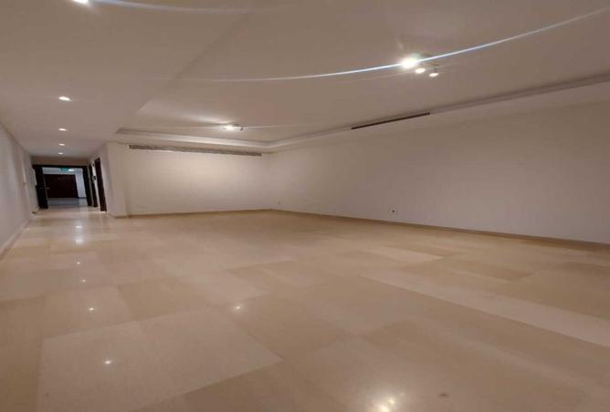 8111672 - Property Image 3
