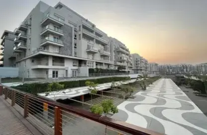 Apartment - 3 Bedrooms - 3 Bathrooms for sale in Mountain View iCity - 5th Settlement Compounds - The 5th Settlement - New Cairo City - Cairo
