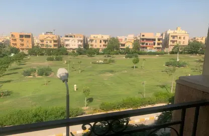 Apartment - 5 Bedrooms - 3 Bathrooms for sale in Orouba Axis - Area A - Ganoob El Acadimia - New Cairo City - Cairo
