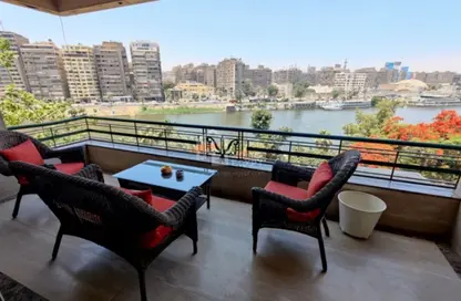 Apartment - 4 Bedrooms - 3 Bathrooms for rent in Al Gabalaya St. - Zamalek - Cairo
