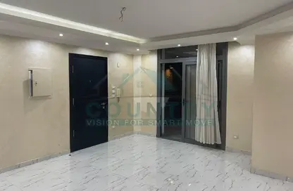 Apartment - 2 Bedrooms - 2 Bathrooms for sale in Taj City - 5th Settlement Compounds - The 5th Settlement - New Cairo City - Cairo