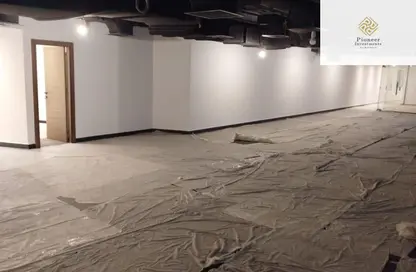 مساحات مكتبية - استوديو - 3 حمامات للايجار في شارع مجمع البنوك - شارع التسعين الجنوبي - التجمع الخامس - مدينة القاهرة الجديدة - القاهرة