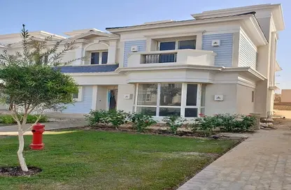 iVilla - 5 Bedrooms - 4 Bathrooms for sale in Mountain View Hyde Park - 5th Settlement Compounds - The 5th Settlement - New Cairo City - Cairo