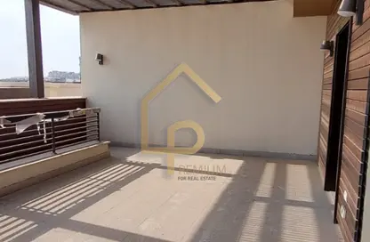 (بنتهاوس  (روف - 4 غرف نوم - 4 حمامات للايجار في نيو جيزة - طريق مصر اسكندرية الصحراوي - مدينة 6 أكتوبر - الجيزة