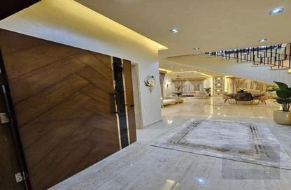 Villa - 4 Bedrooms - 5 Bathrooms for sale in Mountain View 4 - 6 October Compounds - 6 October City - Giza