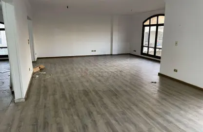 (بنتهاوس (روف - 3 غرف نوم - 3 حمامات للبيع في شارع زيزينيا - المستثمرين الجنوبية - مدينة القاهرة الجديدة - القاهرة (بنتهاوس (روف - 3 غرف نوم - 3 حمامات للبيع في شارع زيزينيا - المستثمرين الجنوبية - مدينة القاهرة الجديدة - القاهرة