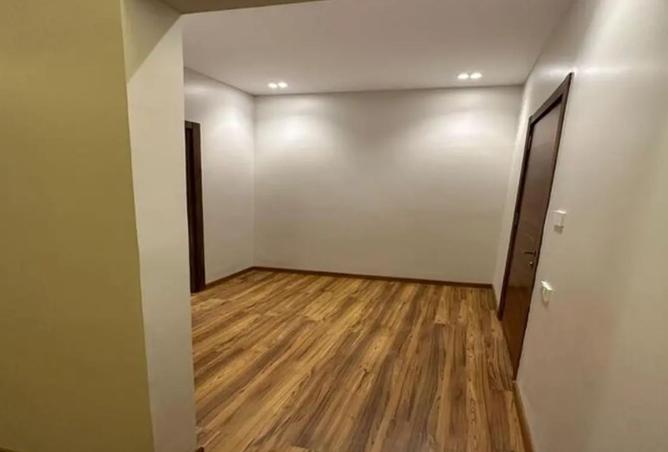 8022477 - Property Image 2