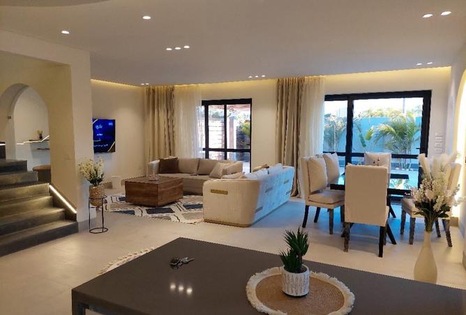 7916727 - Property Image 2