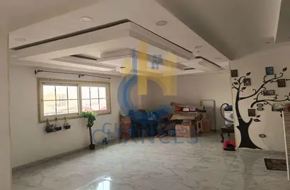 Apartment - 3 Bedrooms - 2 Bathrooms for sale in 50th Street - Zahraa El Maadi - Hay El Maadi - Cairo
