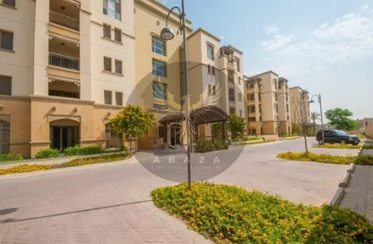 Twin House - 3 Bedrooms - 3 Bathrooms for rent in Uptown Cairo - Mokattam - Cairo