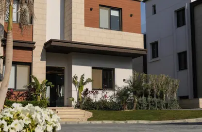 Villa - 4 Bedrooms - 4 Bathrooms for sale in Azzar - 5th Settlement Compounds - The 5th Settlement - New Cairo City - Cairo