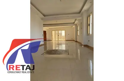 Apartment - 3 Bedrooms - 3 Bathrooms for rent in Area D - Ganoob El Acadimia - New Cairo City - Cairo