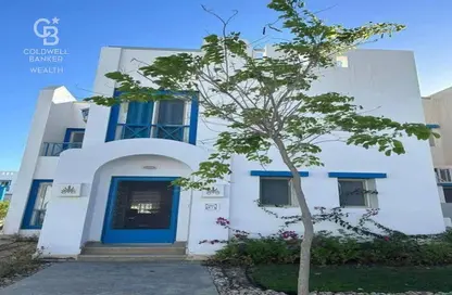 Townhouse - 3 Bedrooms - 3 Bathrooms for sale in Mountain View - Ras Al Hekma - North Coast