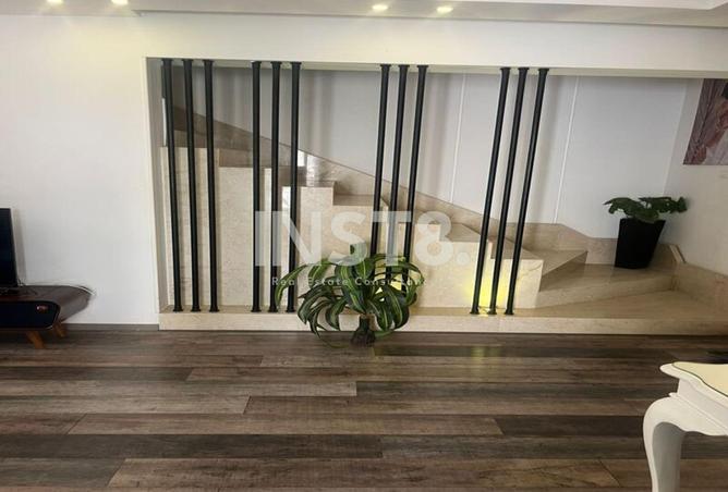 8274005 - Property Image 3