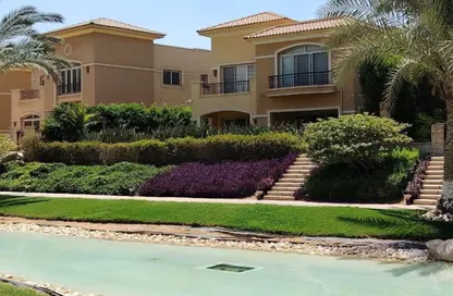 Villa - 4 Bedrooms - 3 Bathrooms for sale in Stone Park - 5th Settlement Compounds - The 5th Settlement - New Cairo City - Cairo