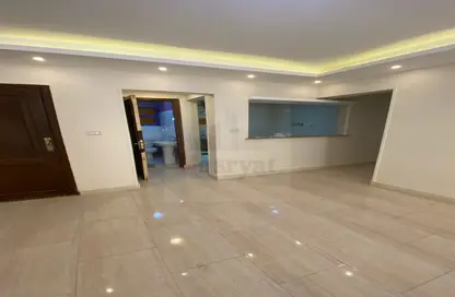 Apartment - 3 Bedrooms - 2 Bathrooms for rent in Zizinia St. - South Investors Area - New Cairo City - Cairo