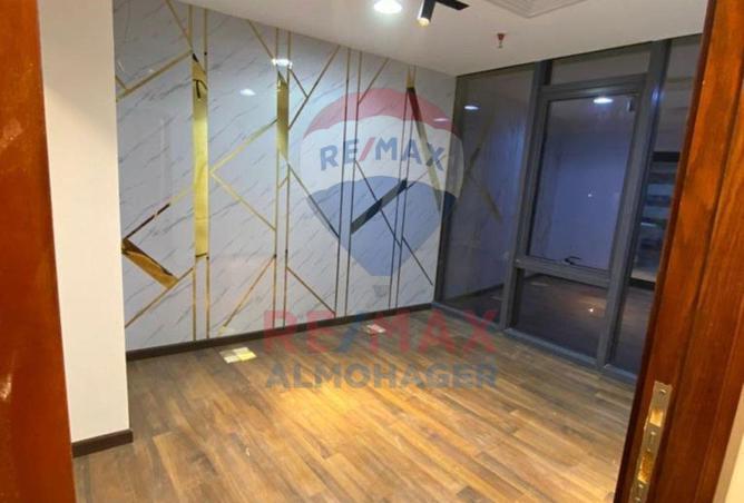 8444070 - Property Image 3