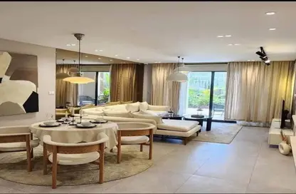 Apartment - 3 Bedrooms - 2 Bathrooms for sale in Village West - Sheikh Zayed Compounds - Sheikh Zayed City - Giza