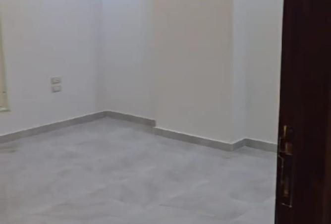 8404653 - Property Image 3