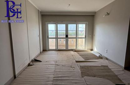 Apartment - 3 Bedrooms - 2 Bathrooms for sale in Al Khamayel city - Sheikh Zayed Compounds - Sheikh Zayed City - Giza