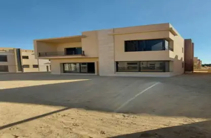 Villa - 5 Bedrooms - 6 Bathrooms for sale in Sheikh Zayed Compounds - Sheikh Zayed City - Giza