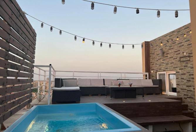 HIGH-END FURNISHED flat w/ Private Pool & Terrace