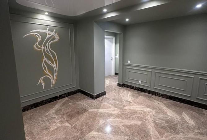 8193961 - Property Image 3