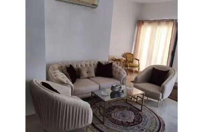 شقة - 3 غرف نوم - 2 حمامات للايجار في مون ريزيدنس - فيفث سكوير - التجمع الخامس - مدينة القاهرة الجديدة - القاهرة