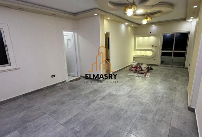 8371206 - Property Image 3