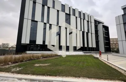 مساحات مكتبية - استوديو - 2 حمامات للبيع في هايد بارك - مدينة القاهرة الجديدة - القاهرة