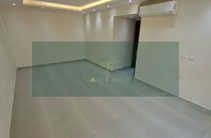 Apartment - 3 Bedrooms - 3 Bathrooms for rent in Hyde Park - New Cairo City - Cairo