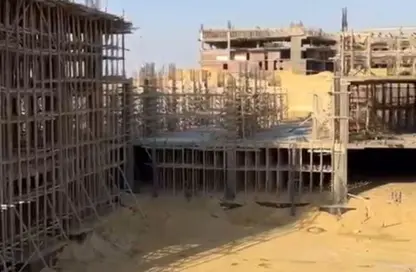 عيادة - استوديو - 1 حمام للبيع في شادوز - محور 26 يوليو - مدينة 6 أكتوبر - الجيزة