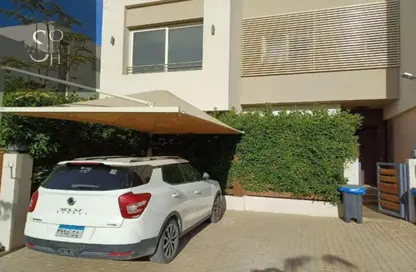 Apartment - 3 Bedrooms - 3 Bathrooms for sale in The Crown - Cairo Alexandria Desert Road - 6 October City - Giza