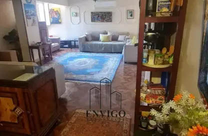 Apartment - 3 Bedrooms - 2 Bathrooms for sale in Mourad Bek St. - El Ismailia Square - Heliopolis - Masr El Gedida - Cairo
