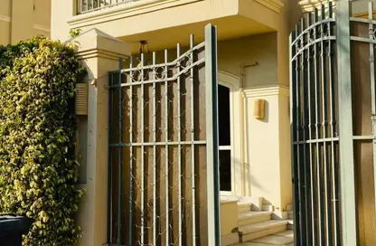 فيلا - 3 غرف نوم - 3 حمامات للبيع في الباتيو 5 ايست - الباتيو - كمبوندات الشروق - مدينة الشروق - القاهرة