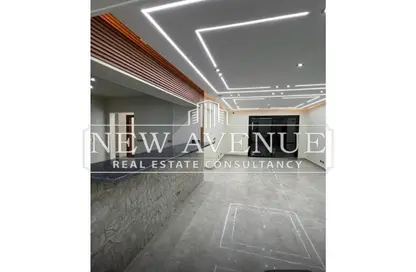 Apartment - 2 Bedrooms - 3 Bathrooms for sale in Eastown - 5th Settlement Compounds - The 5th Settlement - New Cairo City - Cairo