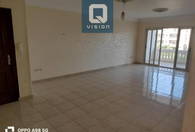 8341395 - Property Image 2