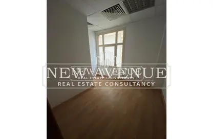 Office Space - Studio - 2 Bathrooms for rent in Hamdy Ramadan St. - Zahraa El Maadi - Hay El Maadi - Cairo
