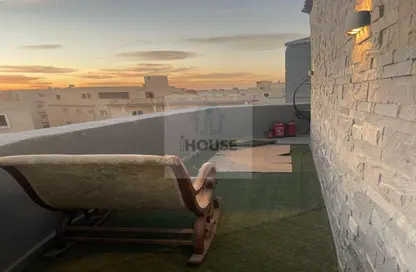 Apartment - 3 Bedrooms - 2 Bathrooms for sale in Al Hekma St. - Sheikh Zayed City - Giza