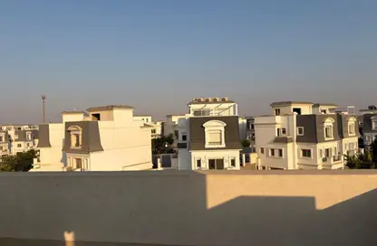 فيلا - 5 غرف نوم - 4 حمامات للبيع في ماونتن فيو تشيل اوت بارك - التوسعات الشمالية - مدينة 6 أكتوبر - الجيزة