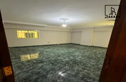 Clinic - Studio - 2 Bathrooms for rent in Almaza St. - Almazah - Heliopolis - Masr El Gedida - Cairo