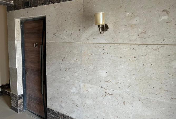 8272633 - Property Image 2