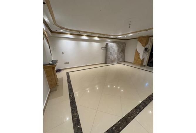 8372535 - Property Image 2