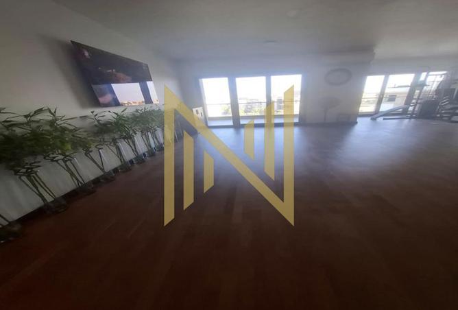 8191340 - Property Image 2