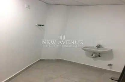 Clinic - Studio - 1 Bathroom for rent in Maadi Medical City - Maadi - Hay El Maadi - Cairo